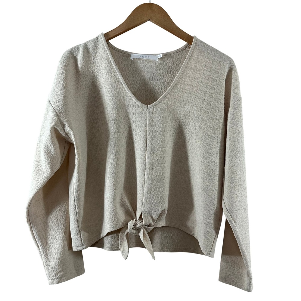 ASTR The Label Womens V-Neck Front Tie Knot Long Sleeve Top Cream Beige Small